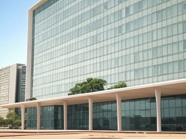Prédio da Agência do Trabalhador em Brasília, oferecendo 766 vagas de emprego com salários até R$ 3,5 mil.