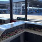 Casa lotérica na Rodoviária do Plano Piloto em Brasília, representando apostas vencedoras na quina da Mega-Sena no DF.