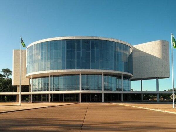 Edifício governamental em Brasília representando divulgação de selecionados no programa Preparação DF pela Sedet-DF, com matrículas de 15 a 27 de janeiro.