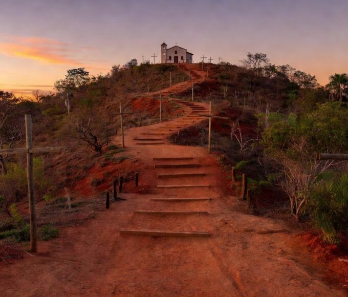 Um mês após a recuperação do filho, Tatiane Pacheco, 43, foi ao Morro da Capelinha para cumprir uma promessa (foto: Carlos Vieira ) - Carlos Vieira