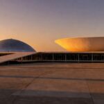 Congresso Nacional em Brasília representando reação política sobre sucessão no MDB