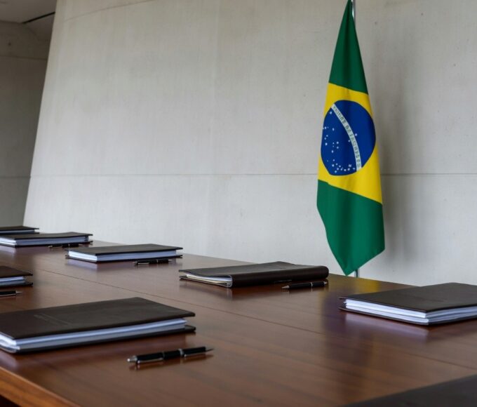 Fachin e Alcolumbre conversaram sobre como vantagens de juízes afetam a transparência Marcos Oliveira/Agência Senado - Arquivo
