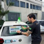 Apoiadores adesivam carros em Brasília para impulsionar pré-candidatura do Policial João Renato a Distrital