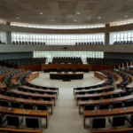 Plenário da CLDF em Brasília com proposta orçamentária para Defensoria Pública do DF