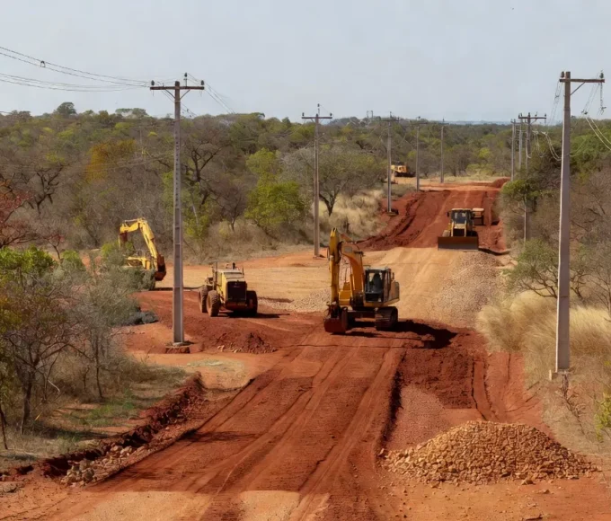 Obras de infraestrutura e energia na Colônia Agrícola 26 de Setembro