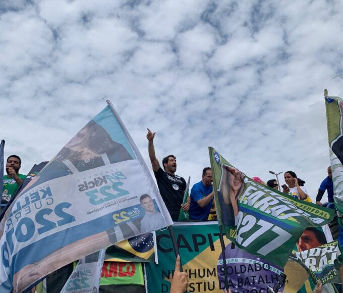 Candidato a Distrital, Policial João Renato, participa da manifestação de 7 de setembro